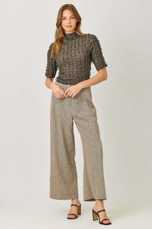 Blusa con detalle de hilos