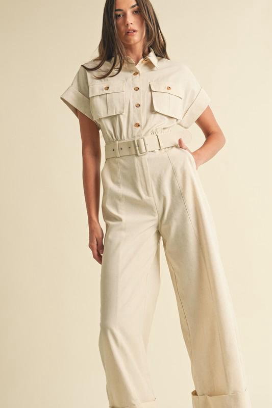 Entero de lino con carteras y cinto