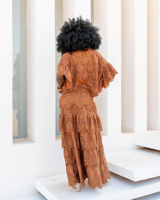 Set de blusa y falda bordado