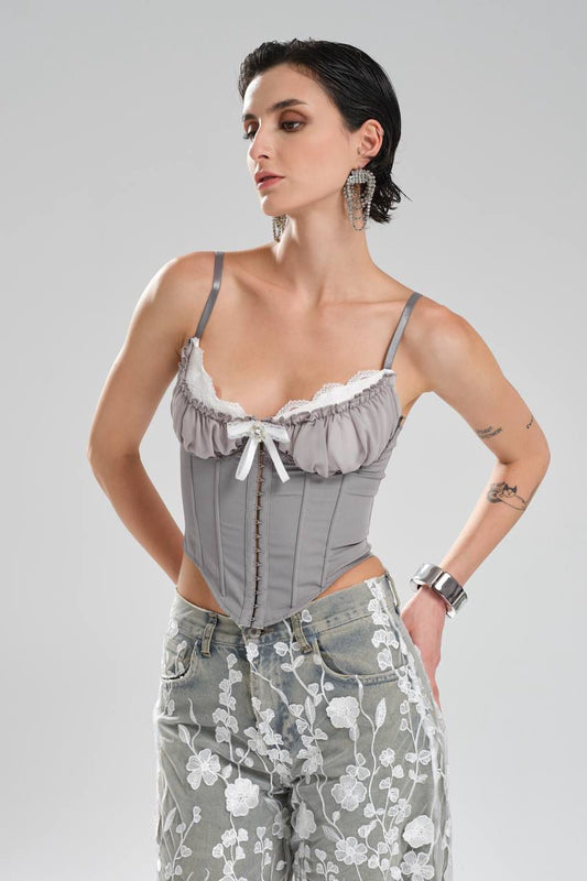 Corsé plisado en busto