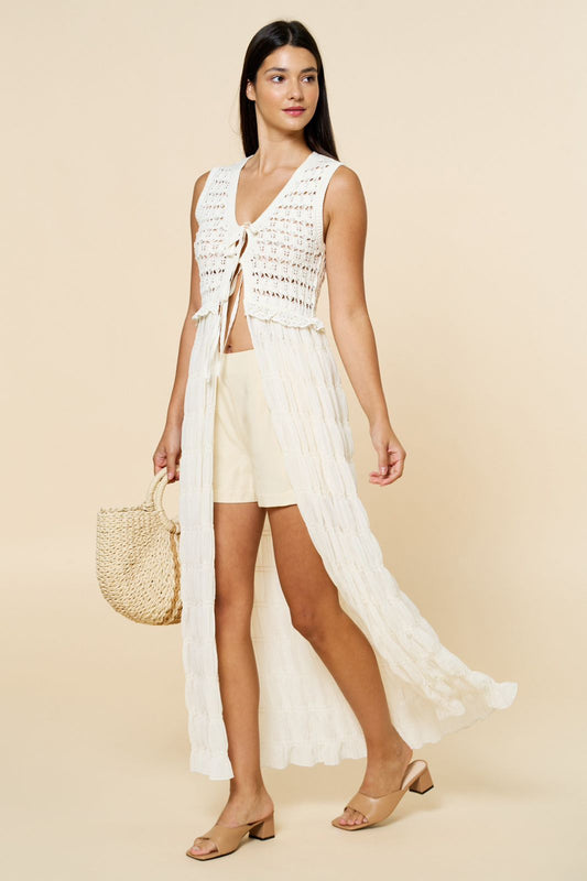 Chaleco con talle tejido y cuerpo de shifon