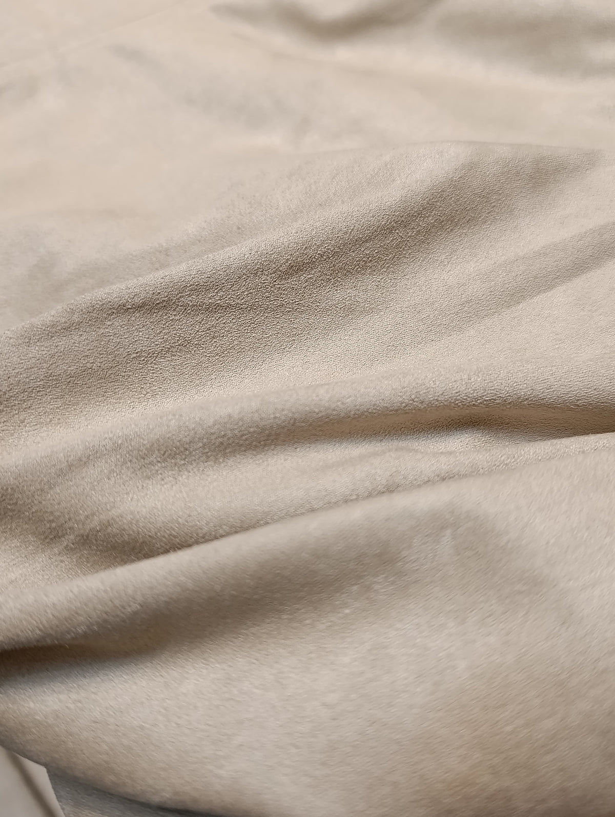 Blusa textura suede
