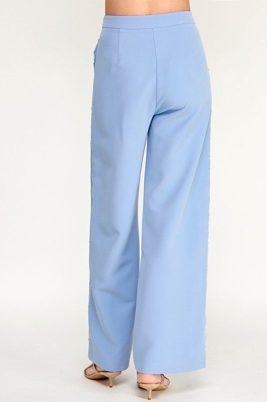 Pantalón con detalle de encaje