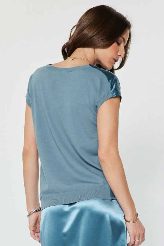 Blusa satin con tejido