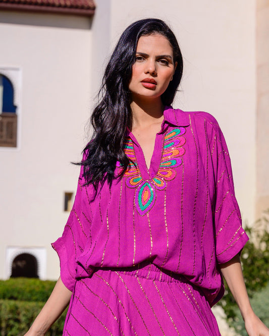 Set con lurex de blusa bordada y falda