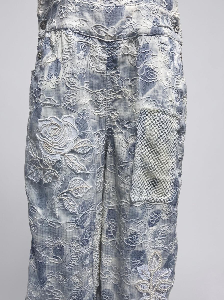 Entero flores relieve