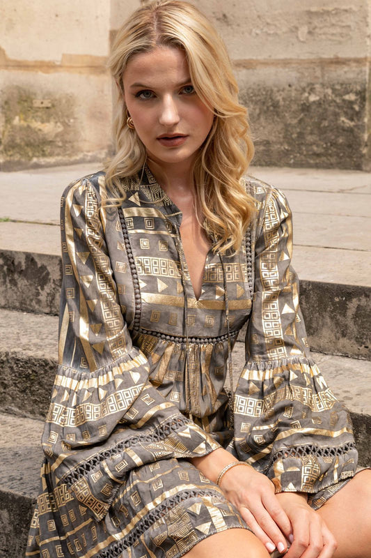 Vestido con canesú estampado