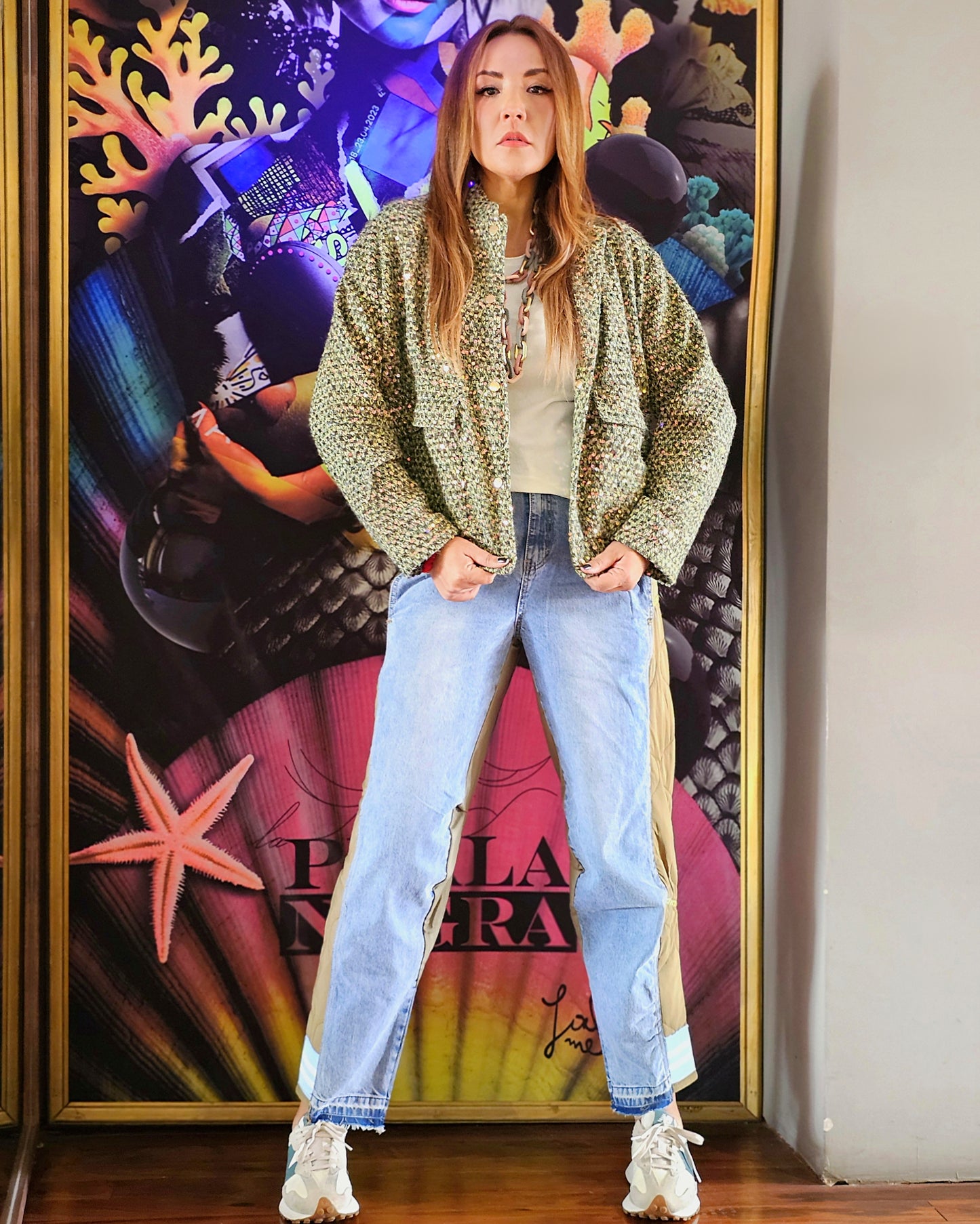 Chamarra tejida con lentejuela