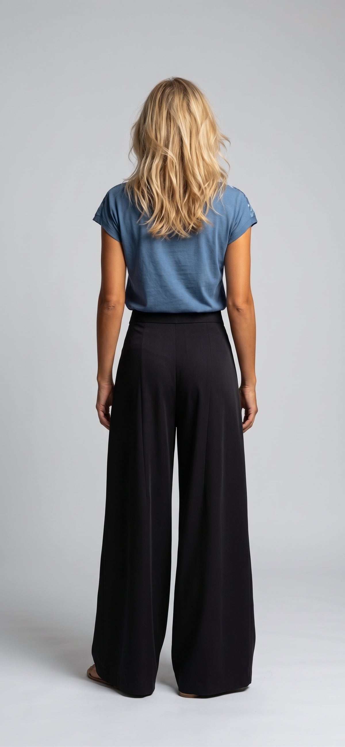Pantalón envolvente