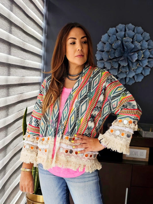 Saco bordado con aplicaciones y monedas