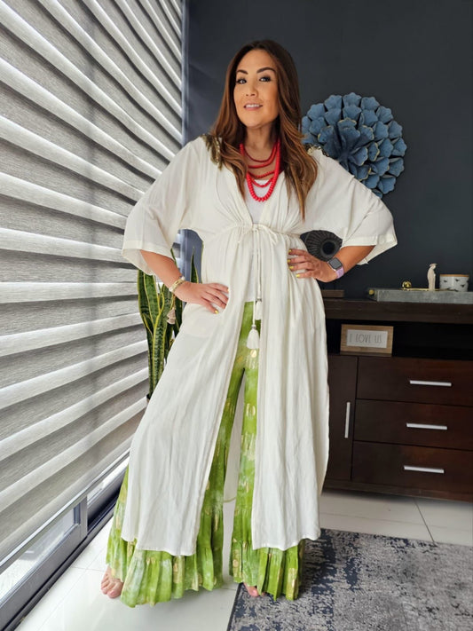 Kimono con amarre en cintura y bordado en hombros