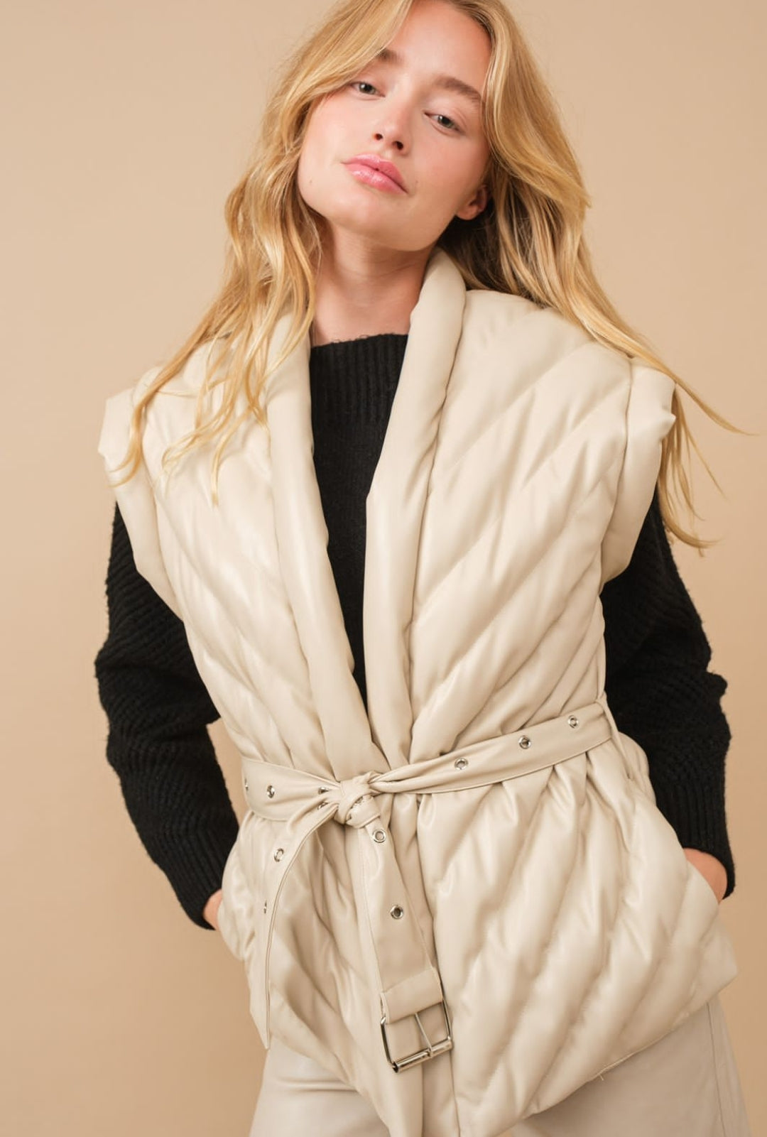 Chaleco afelpado de vinipiel