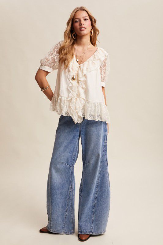 Blusa escarolas con transparencias