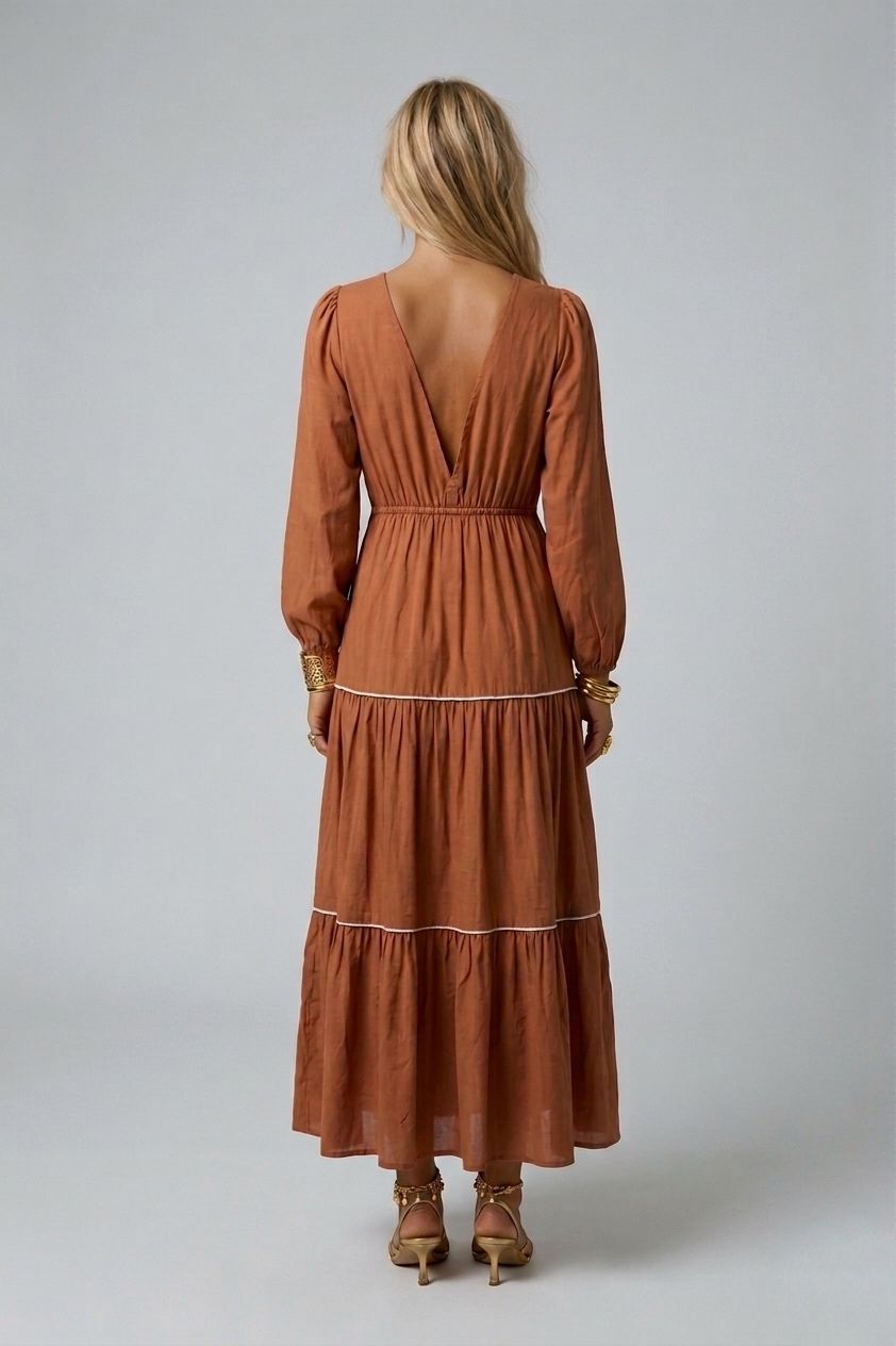 Vestido con aplicación y amarre