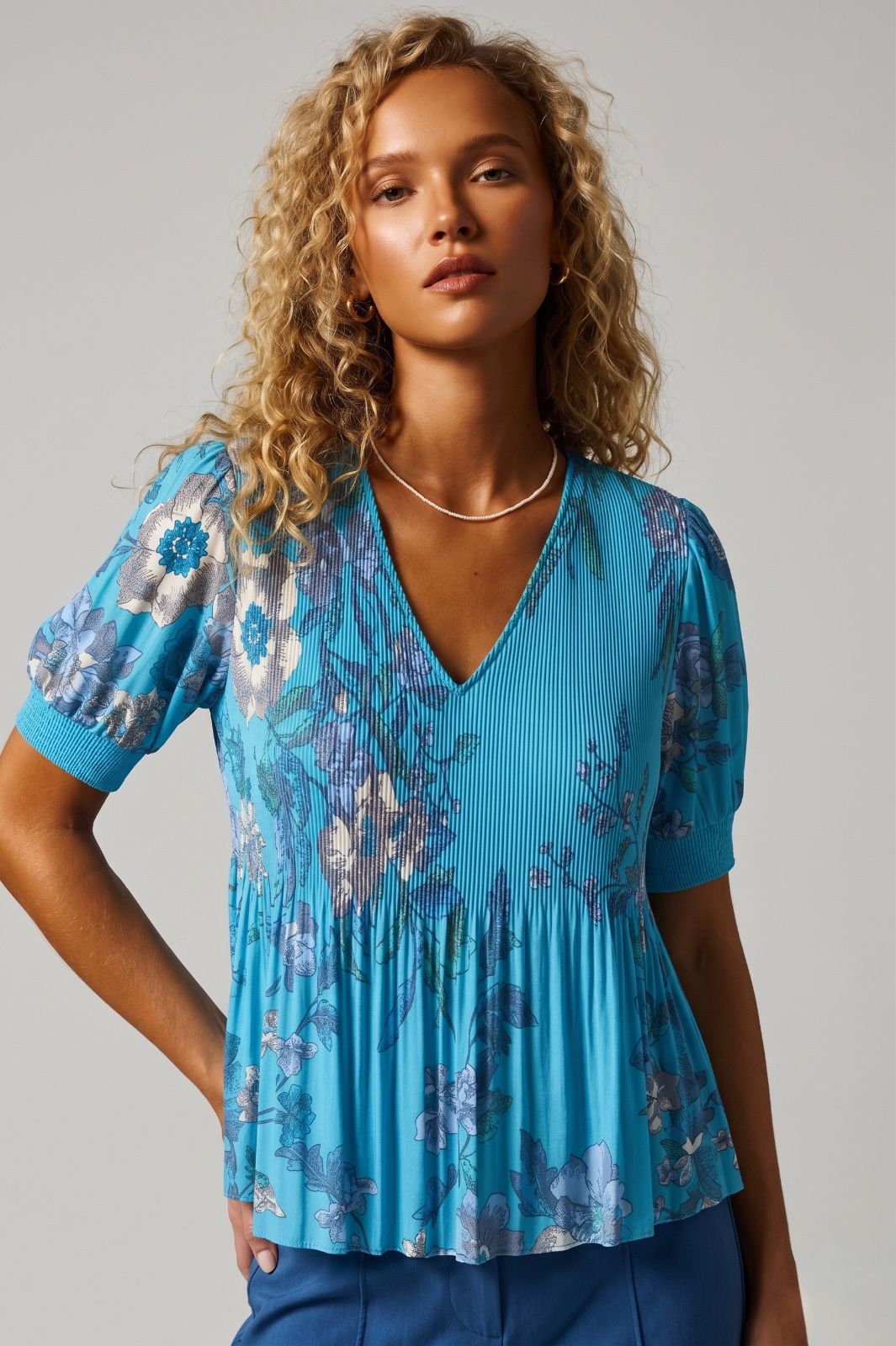 Blusa flores drapeada