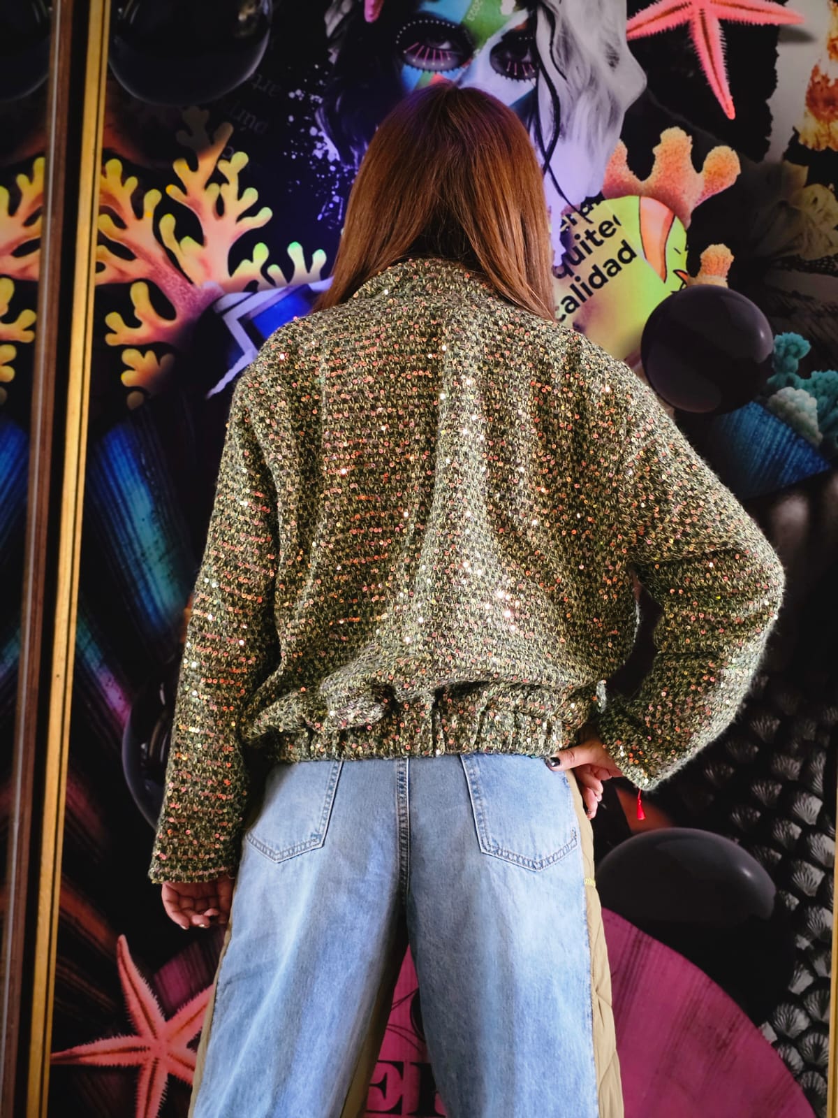 Chamarra tejida con lentejuela