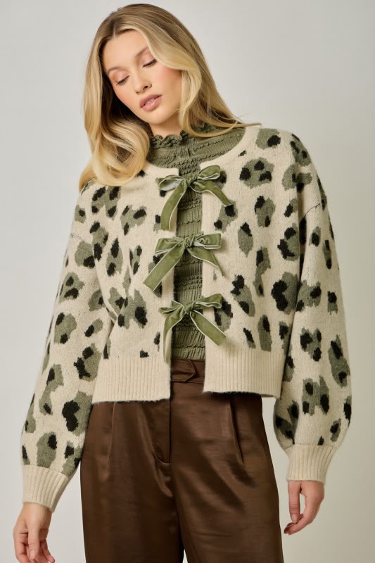Suéter moños animal print
