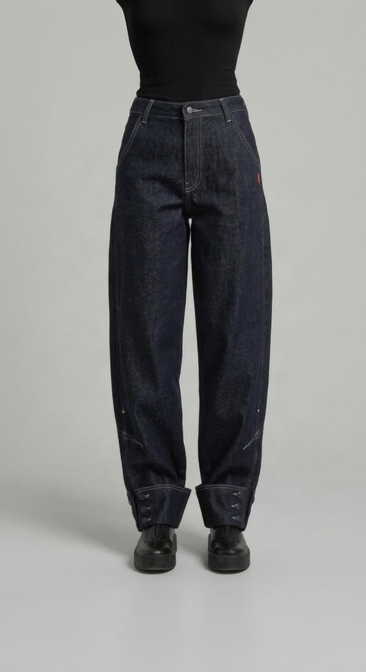 Jeans con doblez y botones