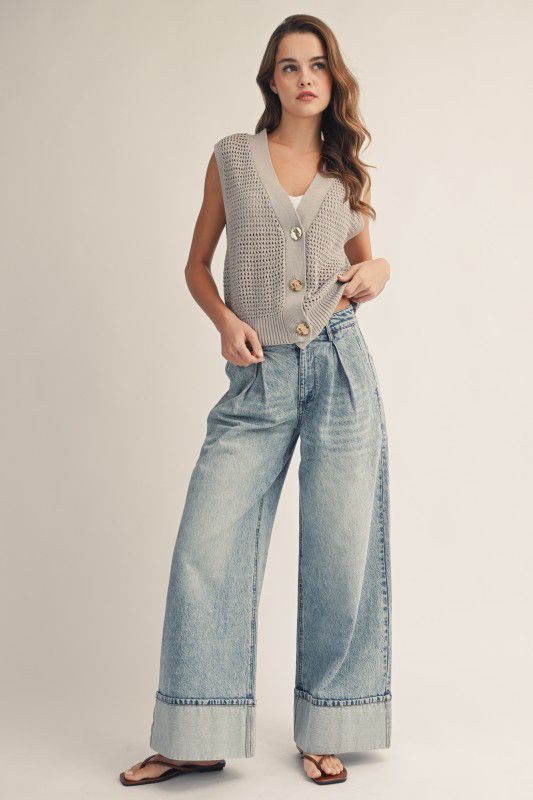 Jeans con pinzas y doblez