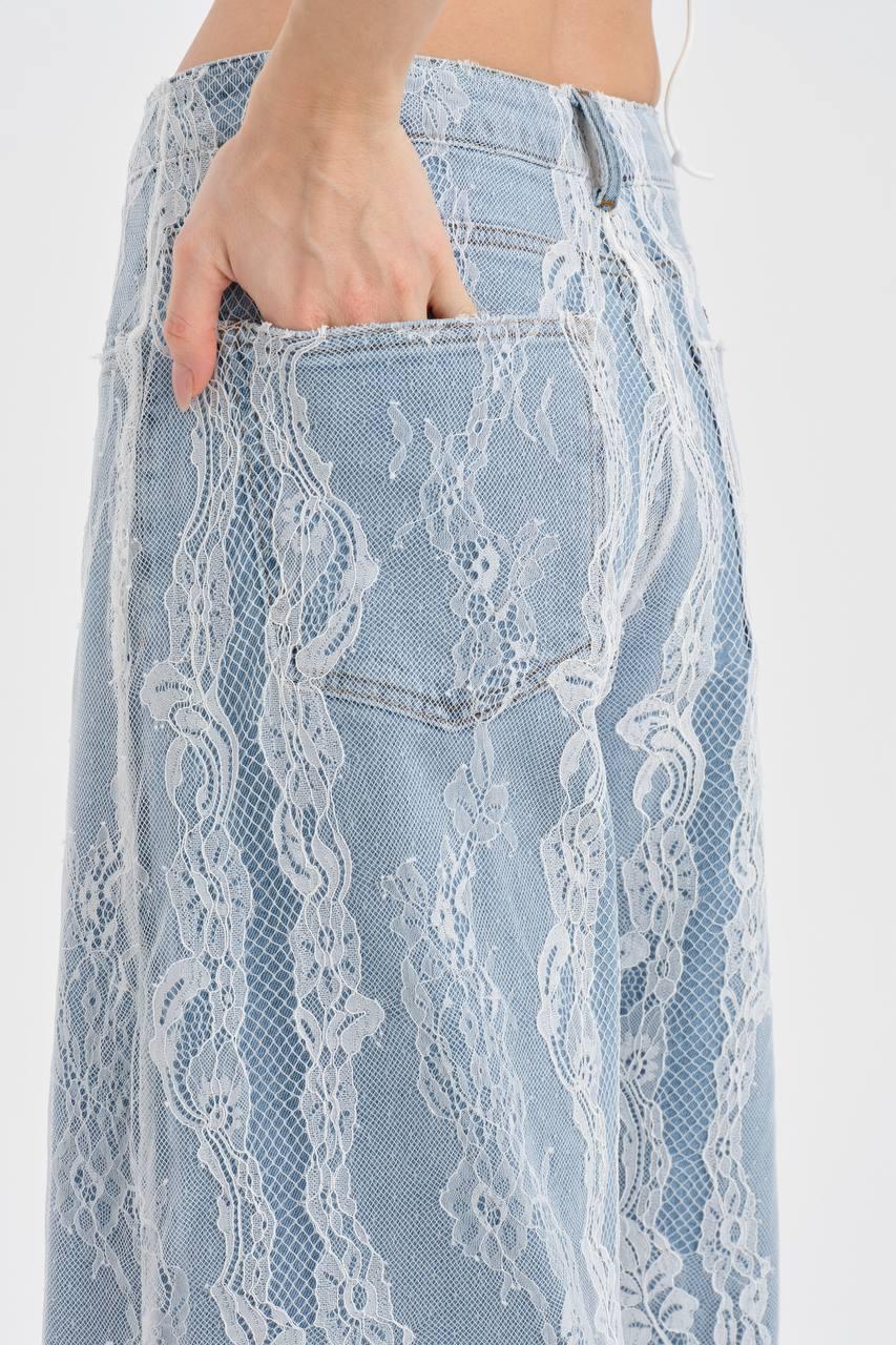 Jeans wide leg con encaje