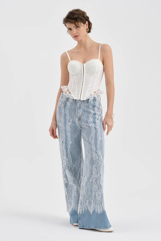 Jeans wide leg con encaje