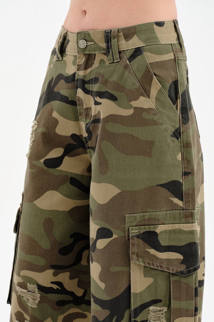 Jeans camuflaje cargo