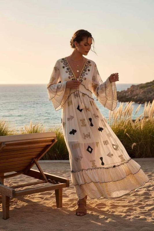 Vestido con encaje y bordado