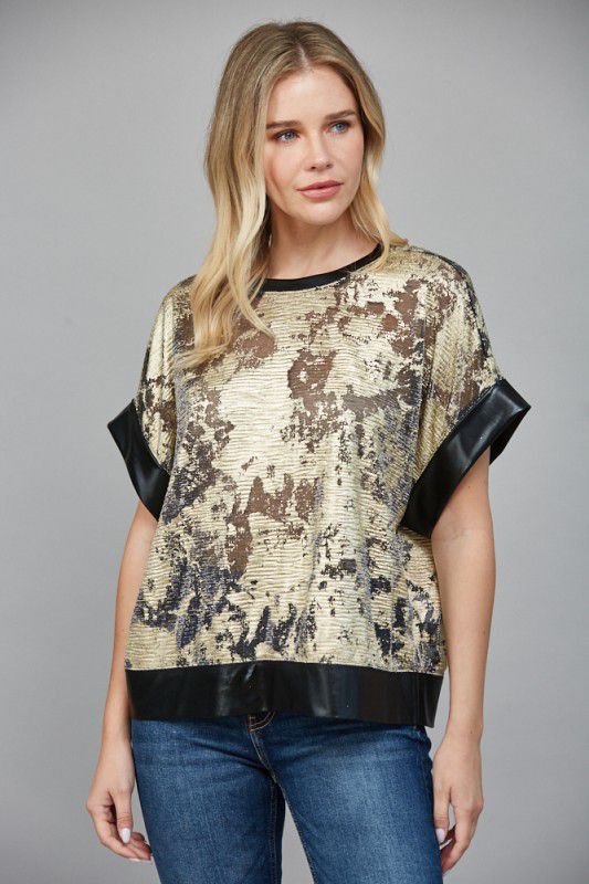 Blusa foil con filo en mangas y ruedo
