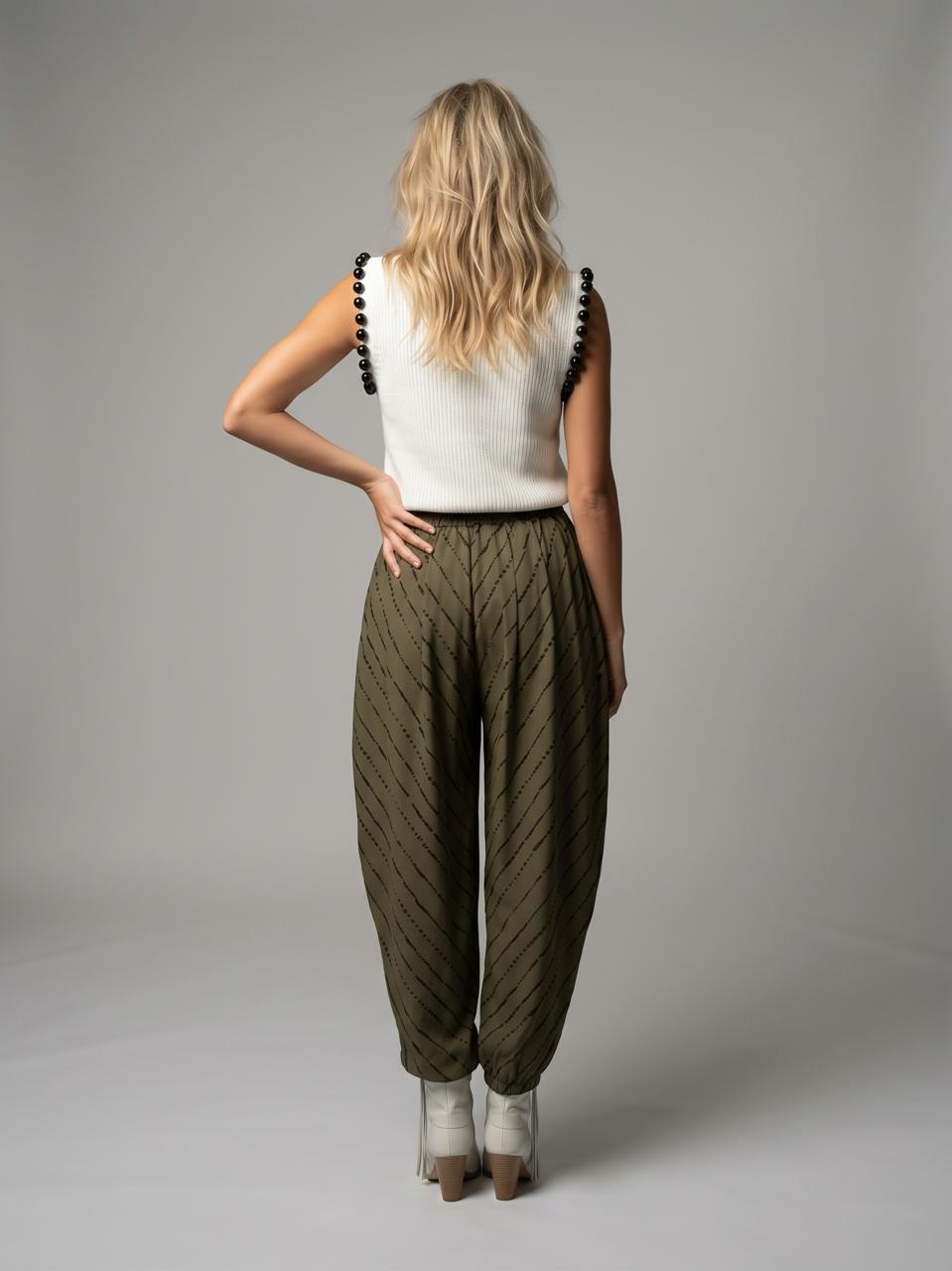 Pantalón barrel estampado