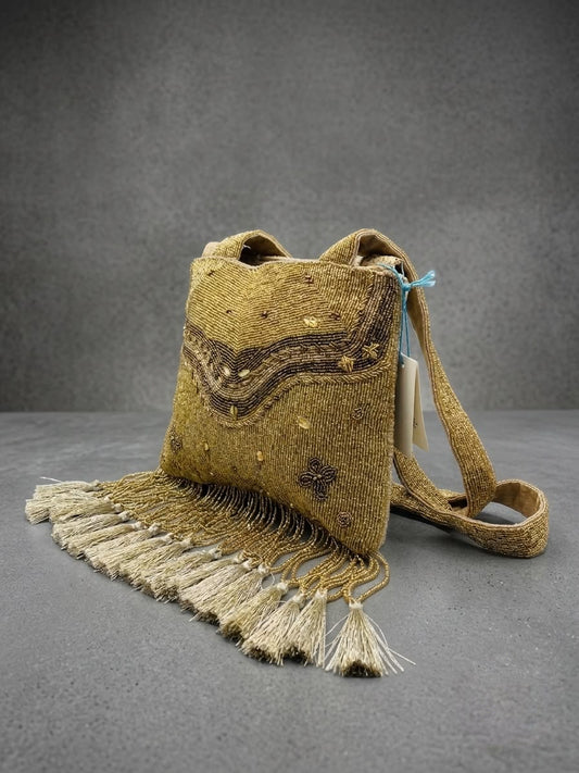 Bolsa chaquira y tassels
