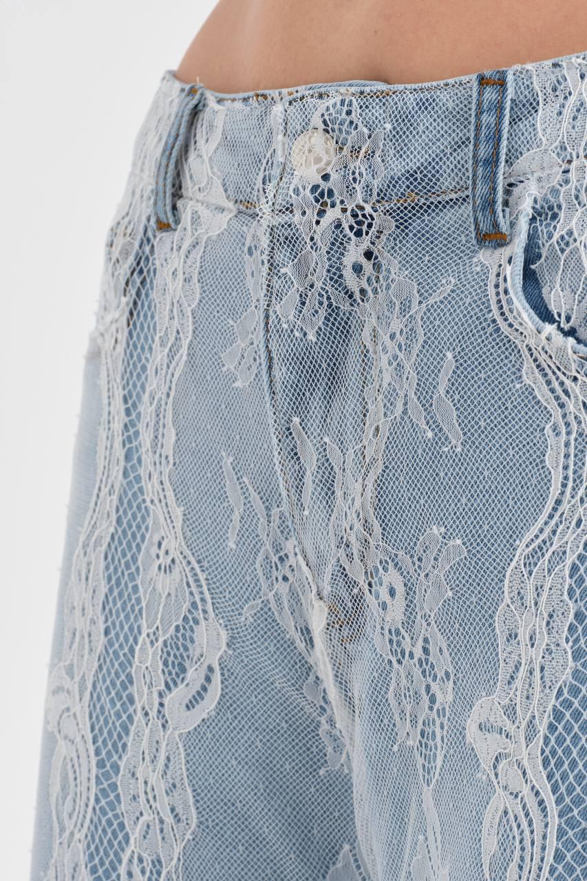 Jeans wide leg con encaje