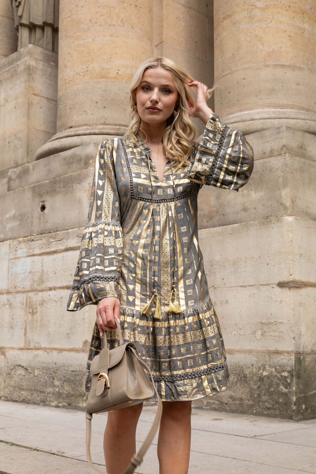 Vestido con canesú estampado