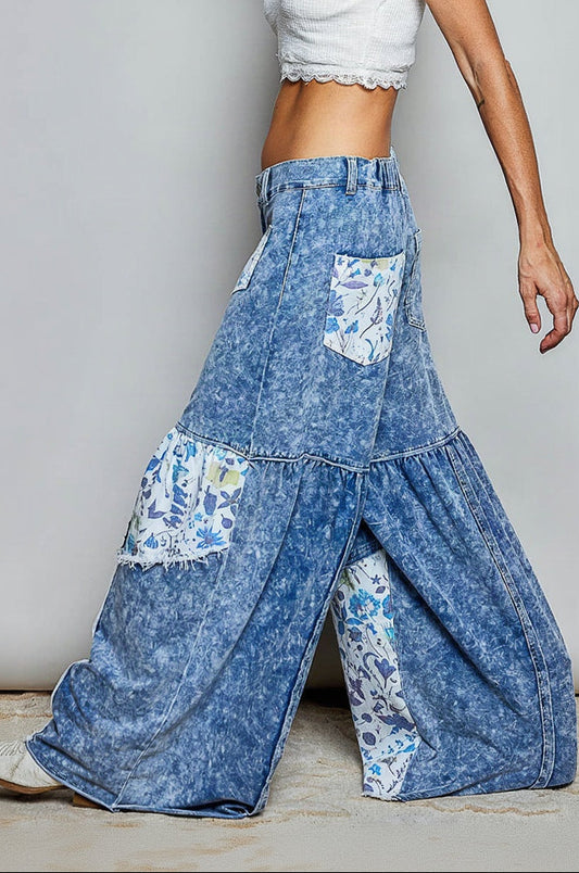 Pantalón cortes tela flores