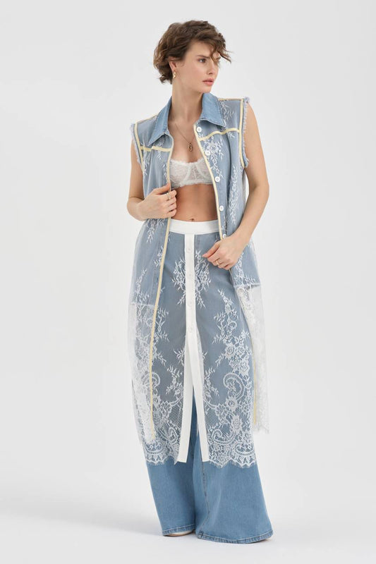 Chaleco de mezclilla con encaje